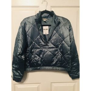 NWT Active quilted pullover